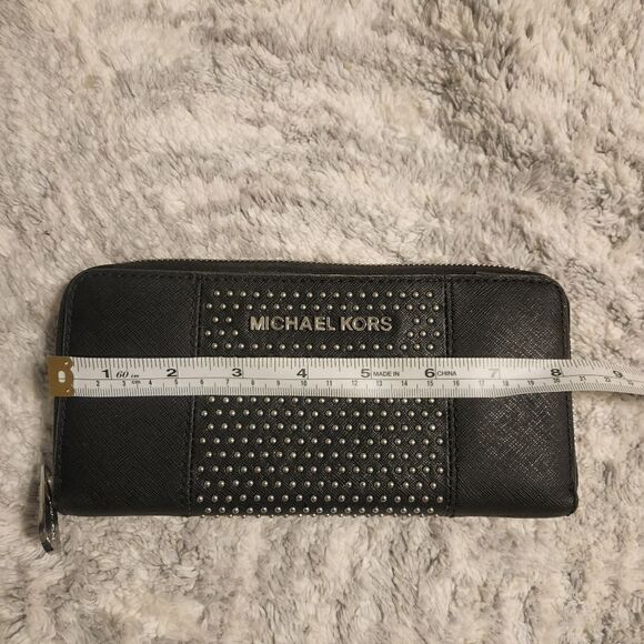 Michael Kors black wallet  - Picture 2 of 8
